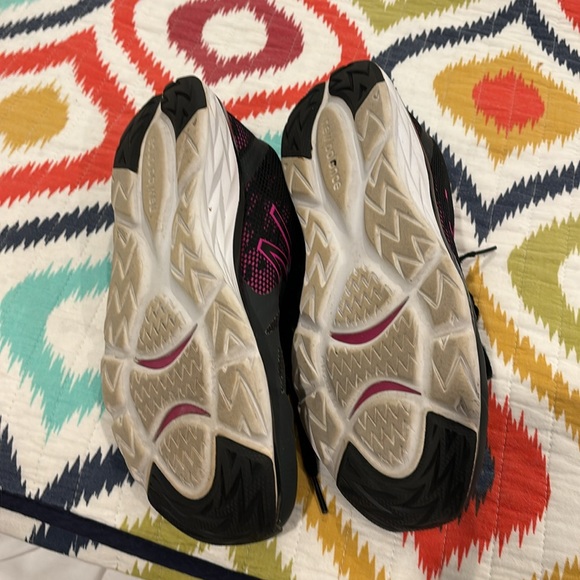 New Balance 790 V6 (W790LF6) Black/Pink Running Shoes Sneakers Women’s Size 10 - Picture 12 of 16